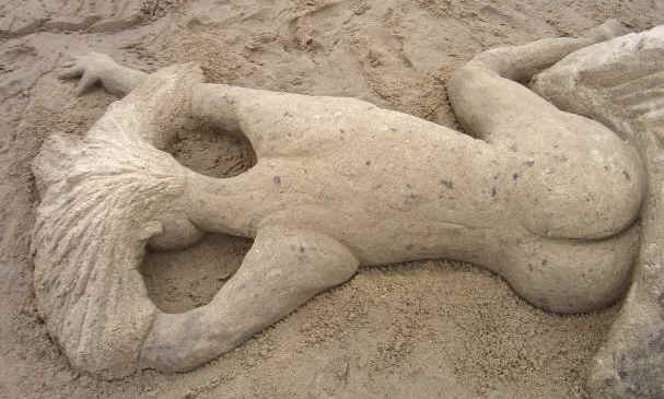euronat_skulptur.jpg (45594 Byte)